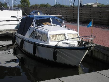 Motorboat Frisia