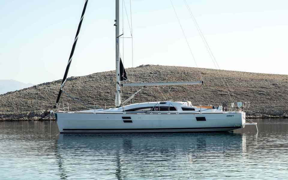Yacht charter Middle Dalmatia