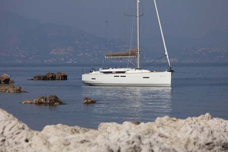 Yacht charter Côte d'Azur